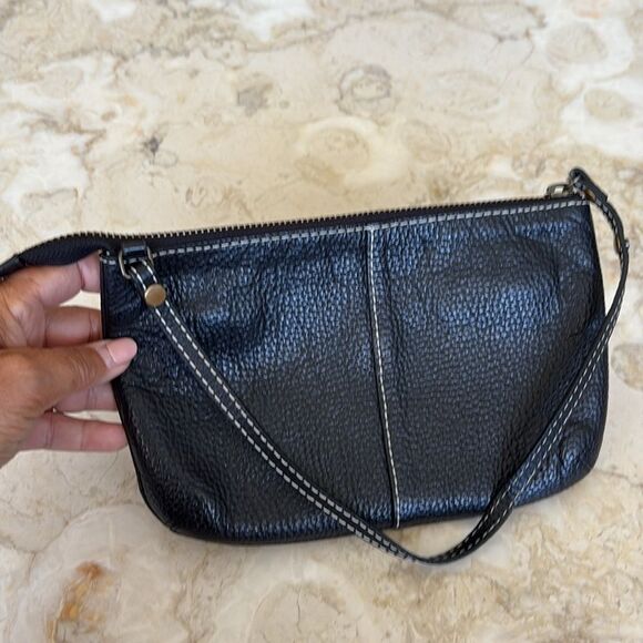 Gap Genuine Leather Wristlet Wallet-Bag - Picture 2 of 10